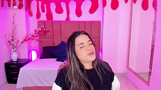 Leah Means  online show from March 1, 2025, 3:38 pm