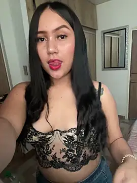 YuliiCamm online show from September 26, 2025, 8:46 pm