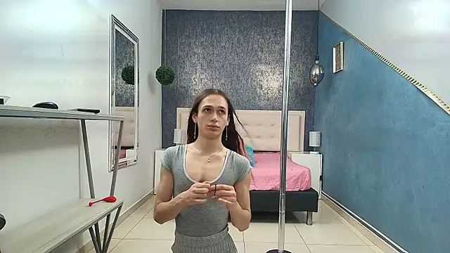 Celestial Queen  online show from June 23, 2026, 1:20 pm