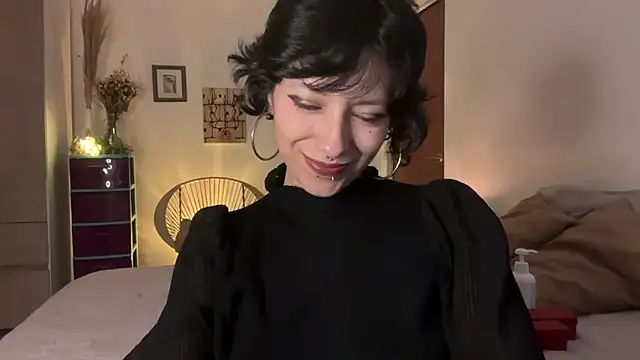 cataline de aragaon online show from March 5, 2025, 7:17 pm