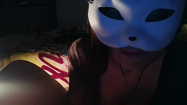 VeneRed online show from February 18, 2025, 9:53 pm