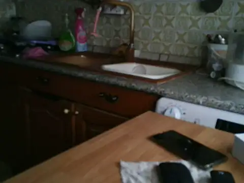 VeneRed online show from October 2, 2025, 7:04 am