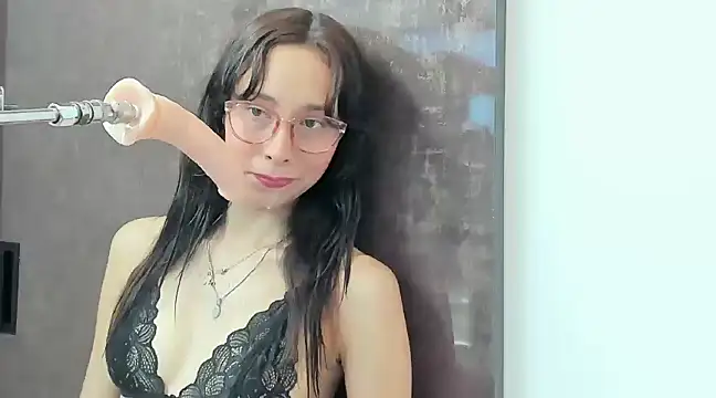Snapshot of doll_bella_ chatting on January 14, 2025, 7:53 pm doll bella online show from January 14, 2025, 7:53 pm