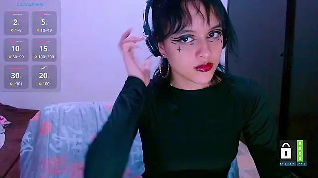 lizeth darks online show from February 16, 2025, 2:10 pm