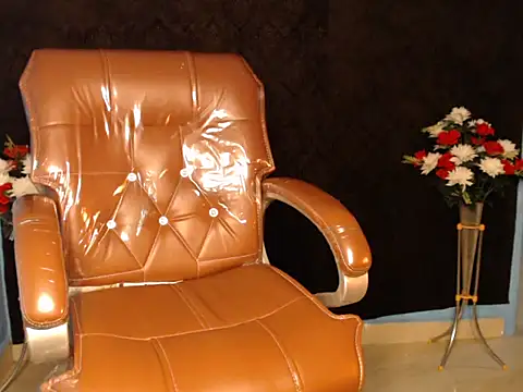 Snapshot of Wish_Queen chatting on January 12, 2025, 5:44 pm Wish Queen online show from January 12, 2025, 5:44 pm