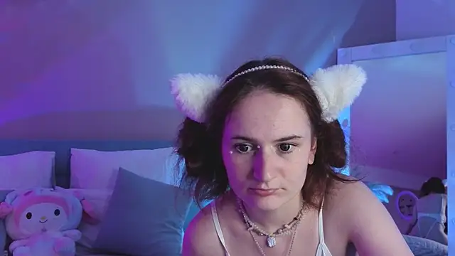 L1ittle kitty  online show from July 6, 2026, 5:48 am