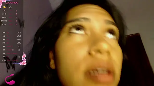 Snapshot of valeriah_7 chatting on December 12, 2024, 3:43 am valeriah 7 online show from December 12, 2024, 3:43 am