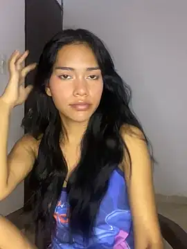 Snapshot of valeriah_7 chatting on December 19, 2024, 1:50 am valeriah 7 online show from December 19, 2024, 1:50 am