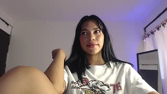 Snapshot of valeriah_7 chatting on January 24, 2025, 8:11 pm valeriah 7 online show from January 24, 2025, 8:11 pm