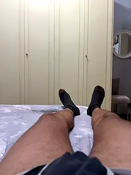 Lecatore80 online show from November 7, 2025, 5:35 pm