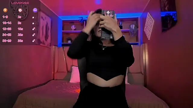 Lucy Williiams online show from October 6, 2025, 12:02 pm