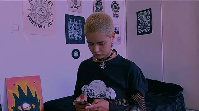 Snapshot of alex_one888 chatting on March 13, 2026, 8:37 pm alex one888 online show from March 13, 2026, 8:37 pm