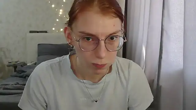 KateBunny online show from May 19, 2026, 9:59 am