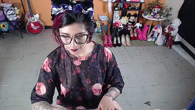 MissMiia2 online show from December 28, 2024, 4:41 pm