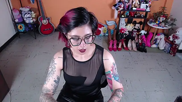 MissMiia2 online show from December 30, 2024, 3:57 pm