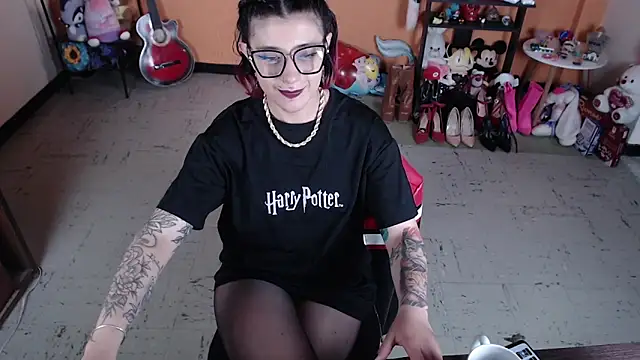 MissMiia2 online show from January 9, 2025, 6:04 pm