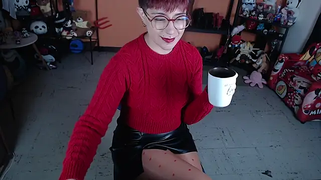 Snapshot of MissMiia2 chatting on July 9, 2026, 2:10 pm MissMiia2 online show from July 9, 2026, 2:10 pm
