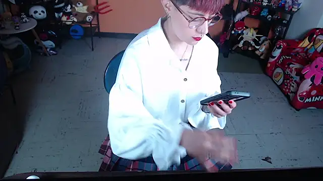 Snapshot of MissMiia2 chatting on July 13, 2026, 10:40 am MissMiia2 online show from July 13, 2026, 10:40 am