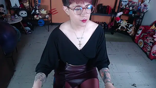 Snapshot of MissMiia2 chatting on July 23, 2026, 1:20 pm MissMiia2 online show from July 23, 2026, 1:20 pm