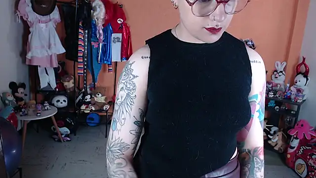 Snapshot of MissMiia2 chatting on July 29, 2026, 2:04 pm MissMiia2 online show from July 29, 2026, 2:04 pm