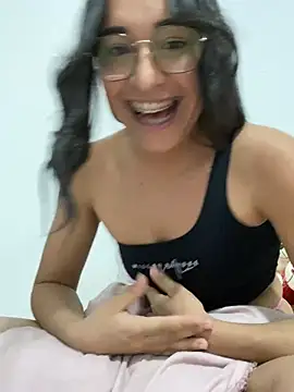 Snapshot of cleolimahot3 chatting on January 5, 2025, 7:17 pm cleolimahot3 online show from January 5, 2025, 7:17 pm