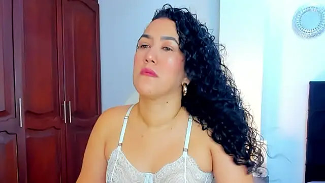 Snapshot of kathyajhonss chatting on January 17, 2025, 11:18 pm kathyajhonss online show from January 17, 2025, 11:18 pm