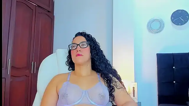 Snapshot of kathyajhonss chatting on February 11, 2025, 9:25 pm kathyajhonss online show from February 11, 2025, 9:25 pm