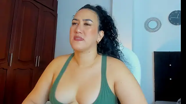 Snapshot of kathyajhonss chatting on September 12, 2025, 10:54 pm kathyajhonss online show from September 12, 2025, 10:54 pm