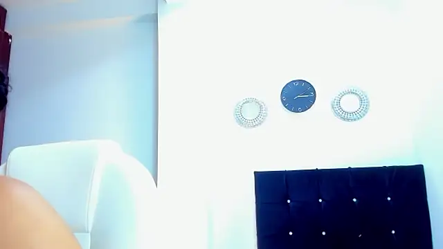 kathyajhonss online show from February 23, 2026, 8:17 pm