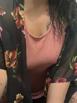 Princess Desirae online show from June 8, 2026, 1:44 pm