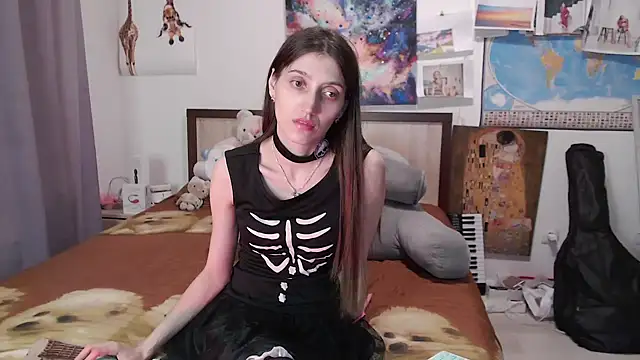 Iren online show from February 13, 2025, 8:13 pm