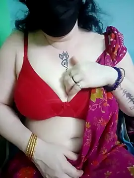 Snapshot of Raja_Ranii chatting on March 4, 2025, 12:12 pm Raja Ranii online show from March 4, 2025, 12:12 pm