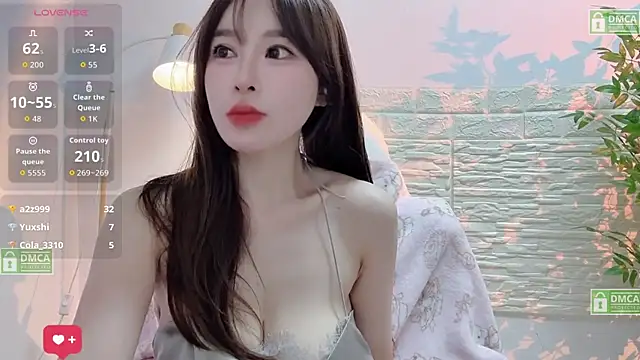 Carly 1 online show from July 9, 2026, 3:49 pm