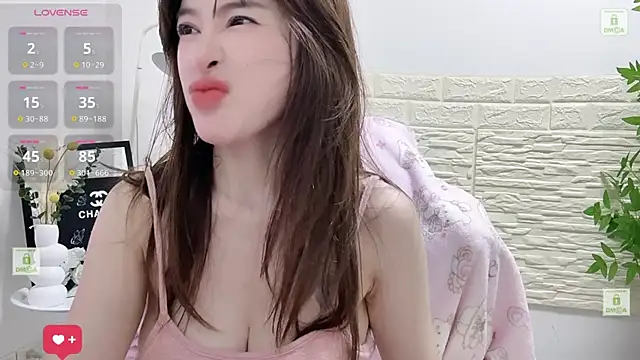 Carly 1 online show from July 13, 2026, 6:38 am