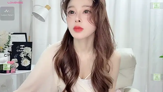 Carly 1 online show from July 20, 2026, 6:49 am
