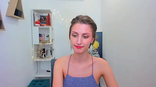 Snapshot of NaturalBeaty chatting on December 15, 2024, 1:32 pm NaturalBeaty online show from December 15, 2024, 1:32 pm