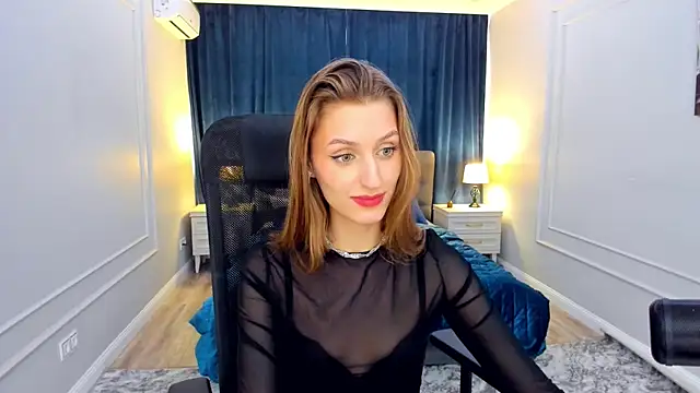 Snapshot of NaturalBeaty chatting on February 10, 2025, 9:47 am NaturalBeaty online show from February 10, 2025, 9:47 am