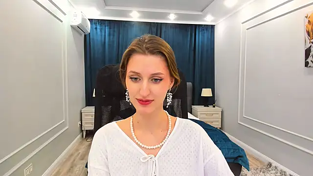 Snapshot of NaturalBeaty chatting on March 4, 2025, 6:50 pm NaturalBeaty online show from March 4, 2025, 6:50 pm