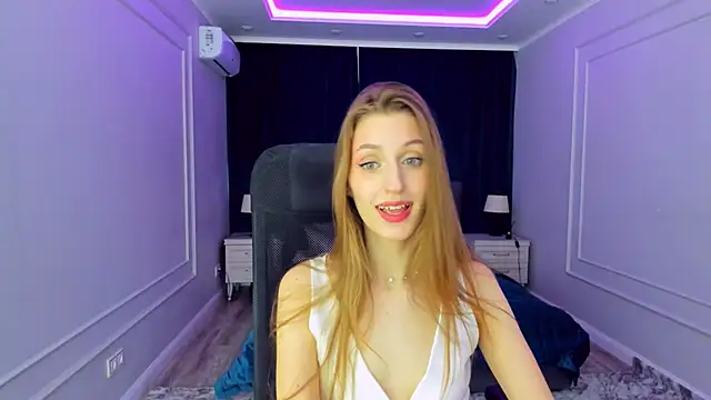 Snapshot of NaturalBeaty chatting on March 17, 2025, 3:47 am NaturalBeaty online show from March 17, 2025, 3:47 am
