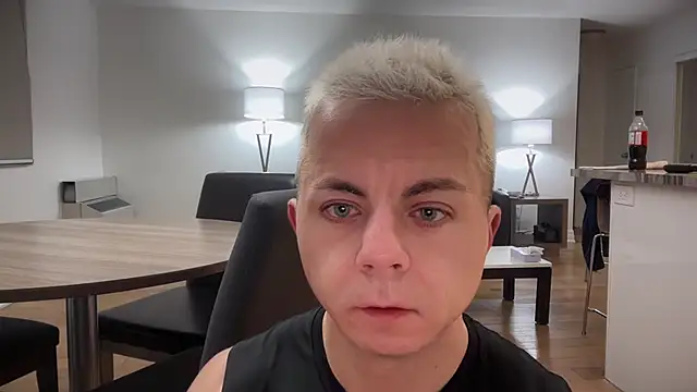 Snapshot of GymBoyVan chatting on January 19, 2026, 12:03 am GymBoyVan online show from January 19, 2026, 12:03 am