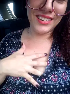 Snapshot of litha_luna chatting on December 21, 2024, 9:04 pm litha luna online show from December 21, 2024, 9:04 pm
