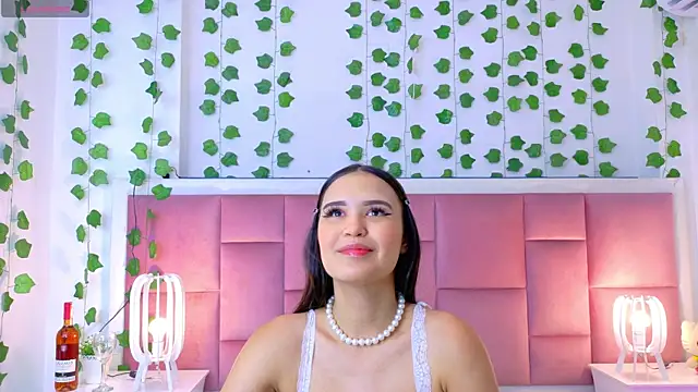 kaily sweet1 online show from July 11, 2026, 11:24 am