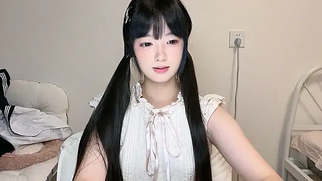 Snapshot of Fairy-06 chatting on December 2, 2024, 5:15 pm Fairy-06 online show from December 2, 2024, 5:15 pm