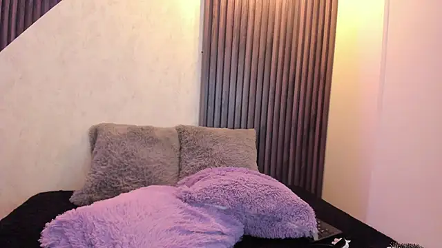 Snapshot of laurin_clauz_ chatting on February 11, 2025, 6:44 pm laurin clauz  online show from February 11, 2025, 6:44 pm