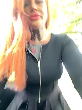 Snapshot of krysstal003 chatting on October 26, 2025, 10:43 am krysstal003 online show from October 26, 2025, 10:43 am