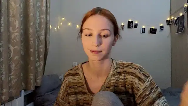 Mary Av online show from December 4, 2024, 8:18 pm