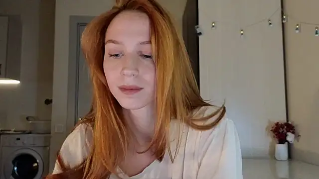 Mary Av online show from October 22, 2025, 8:52 pm