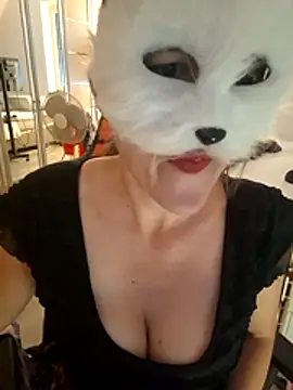 Hexe12346 online show from June 13, 2026, 8:56 am