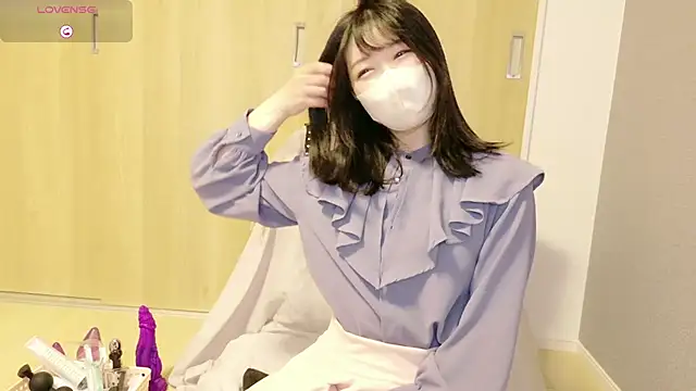 Snapshot of IORio2 chatting on March 5, 2025, 7:17 pm IORio2 online show from March 5, 2025, 7:17 pm