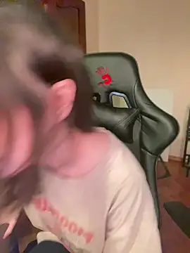 lalallalalaa- online show from February 6, 2025, 2:00 am